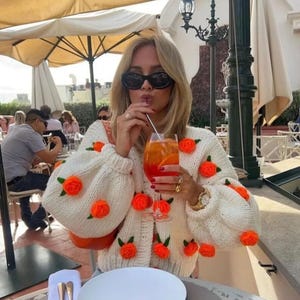 Oversize Rose Motif Cardigan – Handmade Floral Knit Sweater, Cozy Chunky Jacket