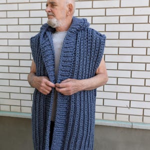 Handmade Chunky Knit Hooded Cardigan – Oversized Cozy Sweater for Men, Warm Wool Coat, Winter Knitwear Gift