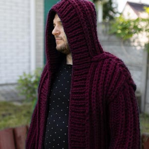 Handmade Chunky Knit Hooded Cardigan – Oversized Cozy Sweater for Men, Warm Wool Coat, Winter Knitwear Gift